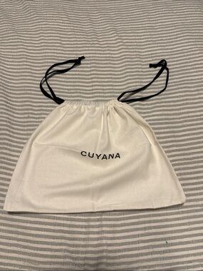 Cuyana White Canvas Drawstring Dust Bag Pouch with Black Logo NEW